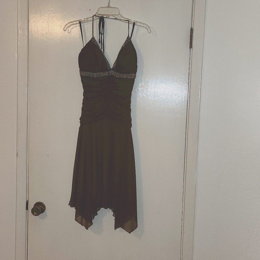 Beautiful chocolate halter dress! Jr. Size M.